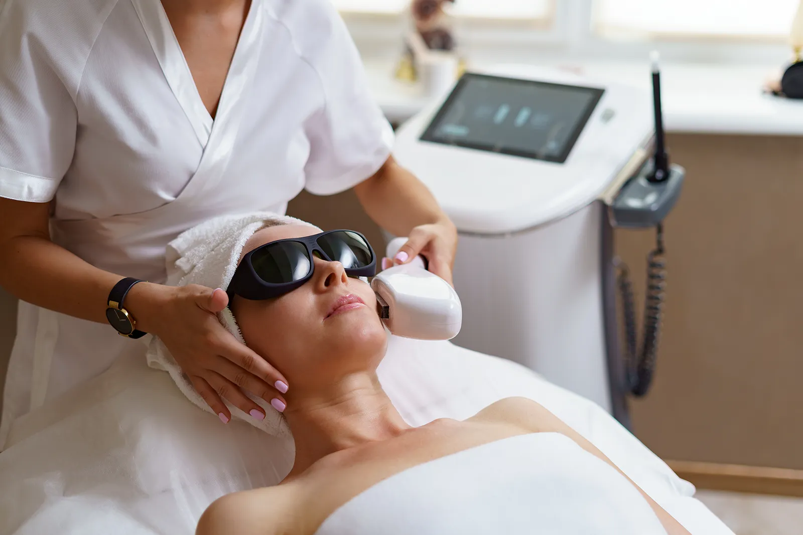 dr vincenzo nunziata trattamenti laser glasses